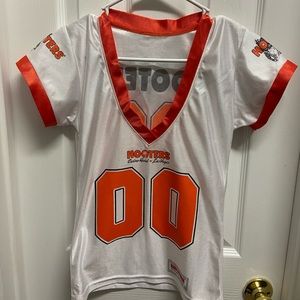 Hooters Las Vegas Casino Jersey Top